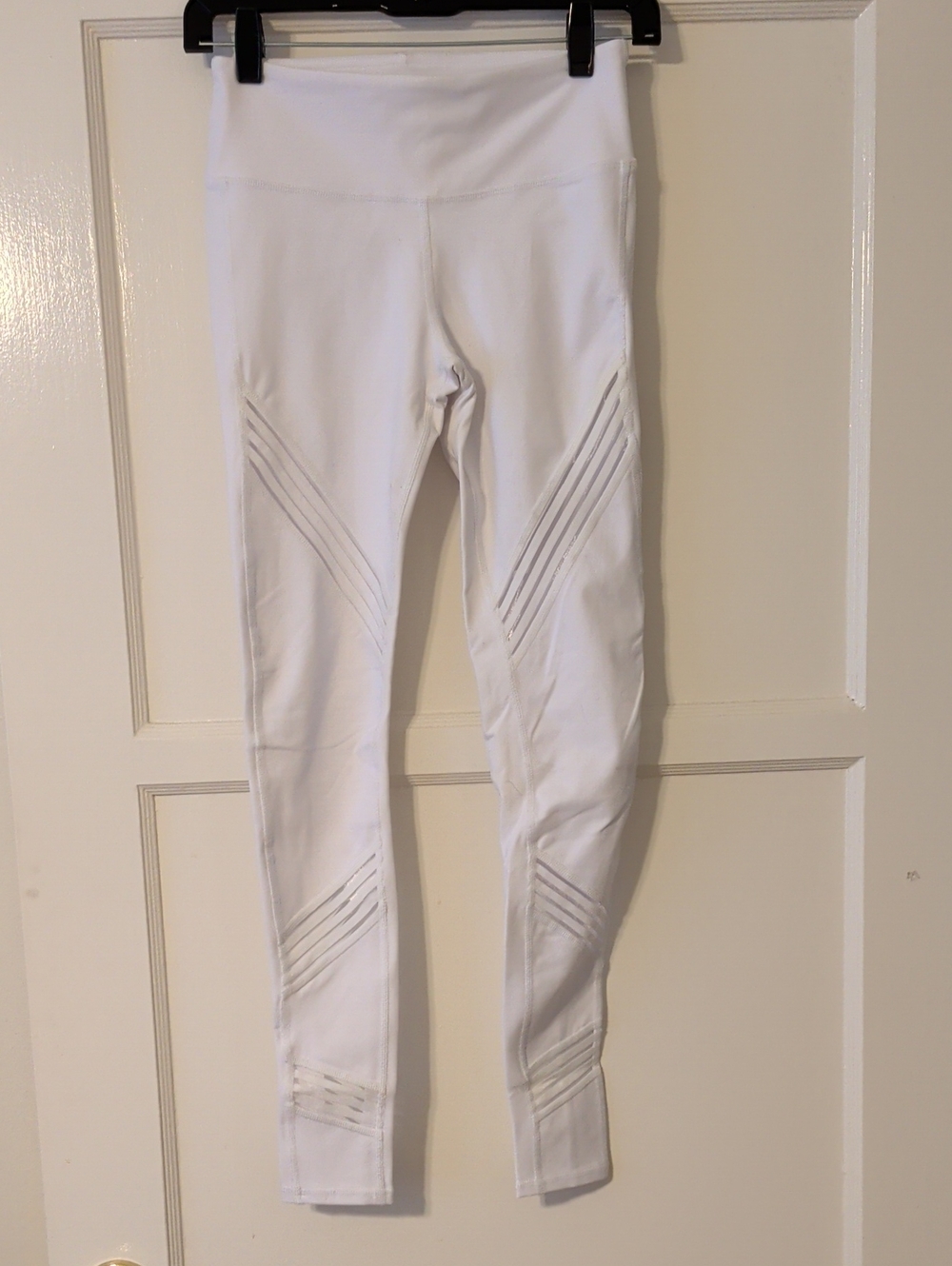 ALO Yoga White Multi Legging - Size  XXS